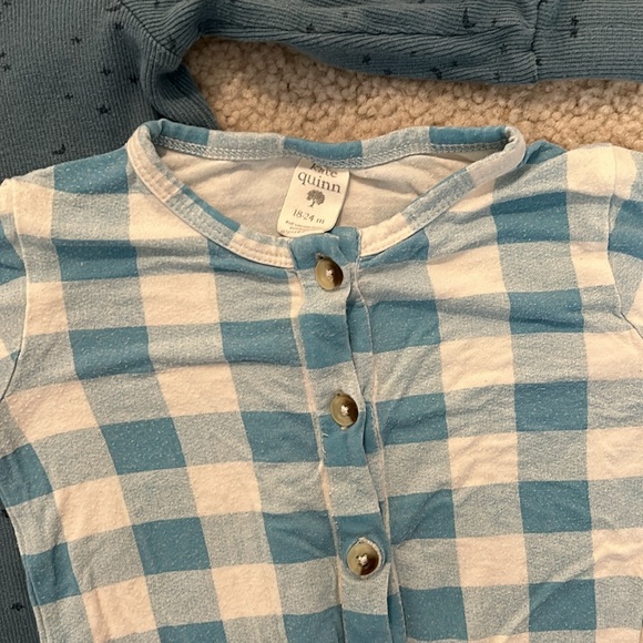 Bundle of 18-24M Kate Quinn long sleeve onesies. - Picture 2 of 4